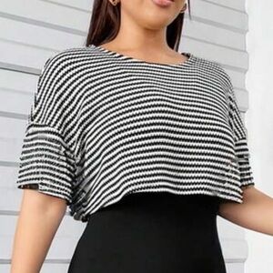 SHEIN Black & White Striped Cropped Knit Tee